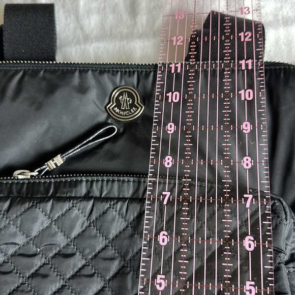 Moncler Diaper Bag Authentic with huge dust bag & changing pad - Picture 15 of 16